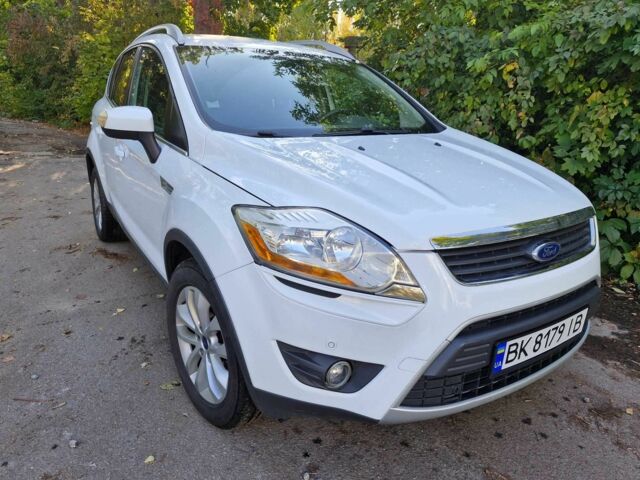 Білий Форд Куга, об'ємом двигуна 2 л та пробігом 214 тис. км за 10800 $, фото 7 на Automoto.ua