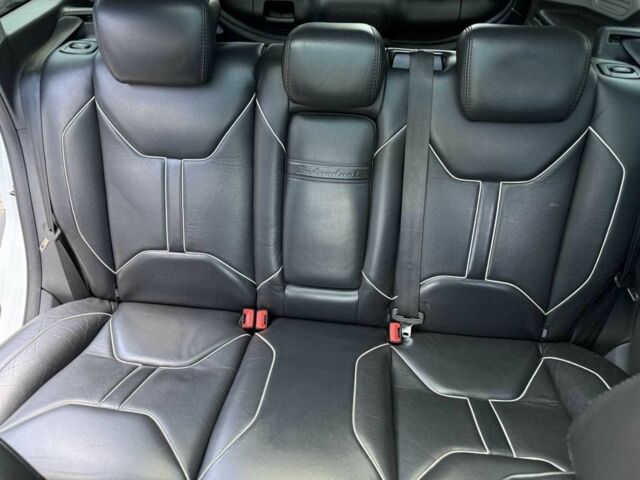 Белый Форд Куга, объемом двигателя 2 л и пробегом 277 тыс. км за 9100 $, фото 9 на Automoto.ua