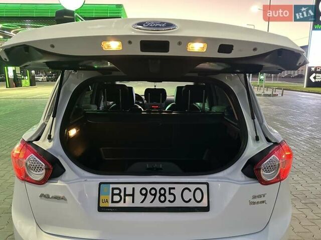 Белый Форд Куга, объемом двигателя 2.52 л и пробегом 60 тыс. км за 12200 $, фото 21 на Automoto.ua