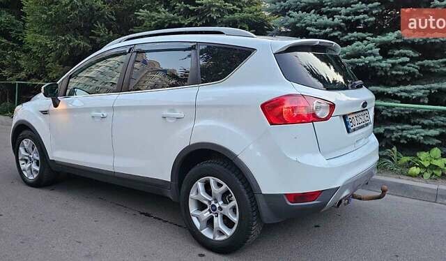 Белый Форд Куга, объемом двигателя 2.52 л и пробегом 255 тыс. км за 9500 $, фото 6 на Automoto.ua