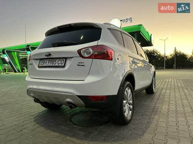 Белый Форд Куга, объемом двигателя 2.52 л и пробегом 60 тыс. км за 12200 $, фото 15 на Automoto.ua