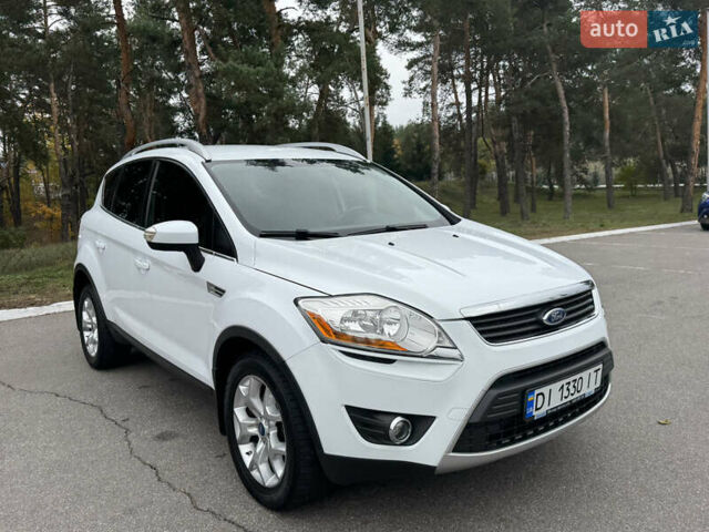 Форд Куга 2011 в Киеве на Automoto.ua Белый Форд Куга, объемом двигателя 2 л и пробегом 230 тыс. км за 9800 $, фото 8 на Automoto.ua