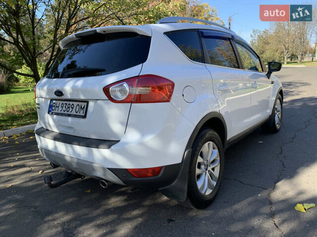 Білий Форд Куга, об'ємом двигуна 2 л та пробігом 200 тис. км за 12500 $, фото 22 на Automoto.ua