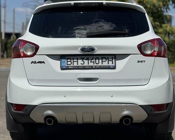 Белый Форд Куга, объемом двигателя 2.5 л и пробегом 136 тыс. км за 10500 $, фото 4 на Automoto.ua