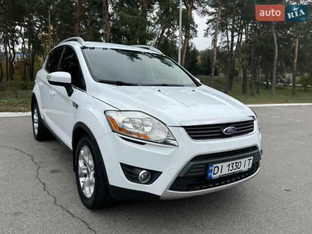 Форд Куга 2011 в Киеве на Automoto.ua Белый Форд Куга, объемом двигателя 2 л и пробегом 230 тыс. км за 9800 $, фото 6 на Automoto.ua