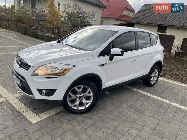 Форд Куга 2011 в Стрые на Automoto.ua Белый Форд Куга, объемом двигателя 2 л и пробегом 282 тыс. км за 11300 $, фото 5 на Automoto.ua