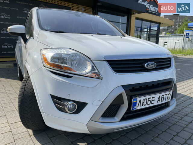 Форд Куга 2011 в Львове на Automoto.ua Белый Форд Куга, объемом двигателя 0 л и пробегом 158 тыс. км за 9300 $, фото 1 на Automoto.ua