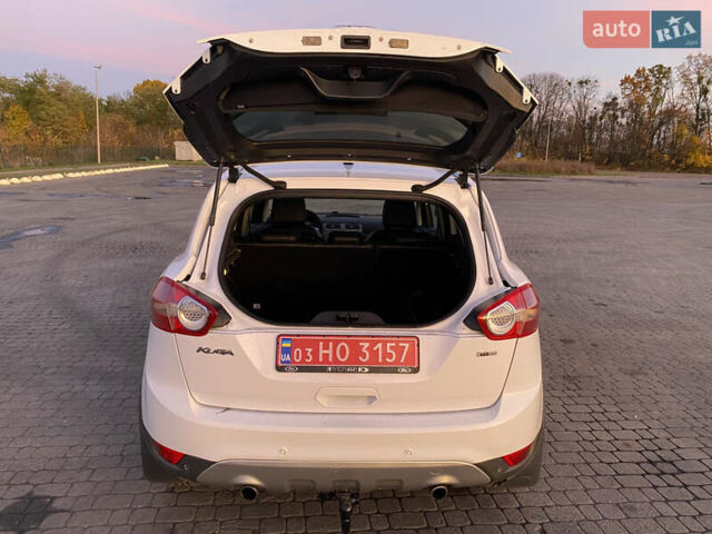 Форд Куга 2011 в Радивилове на Automoto.ua Белый Форд Куга, объемом двигателя 2 л и пробегом 257 тыс. км за 9950 $, фото 47 на Automoto.ua
