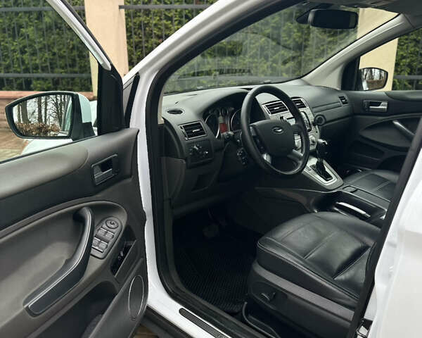 Білий Форд Куга, об'ємом двигуна 2 л та пробігом 174 тис. км за 10500 $, фото 20 на Automoto.ua
