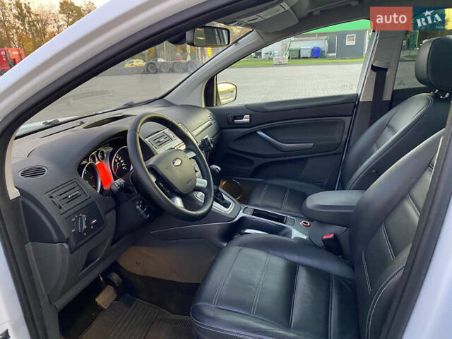 Форд Куга 2011 в Радивилове на Automoto.ua Белый Форд Куга, объемом двигателя 2 л и пробегом 257 тыс. км за 9950 $, фото 25 на Automoto.ua