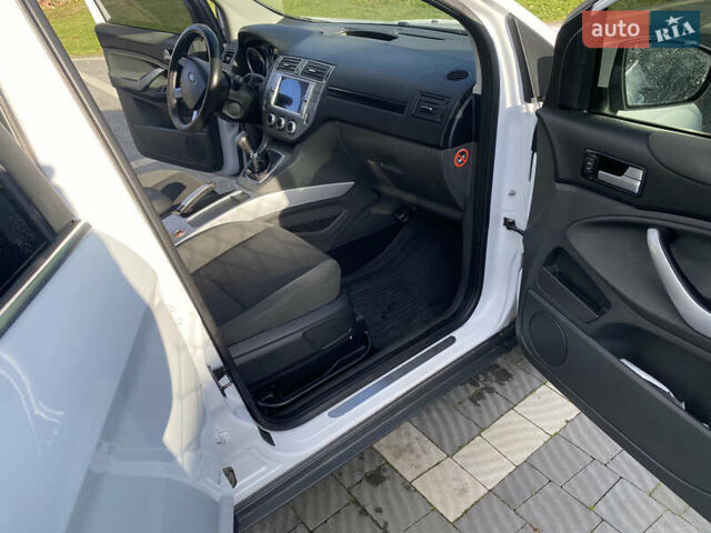 Форд Куга 2011 в Стрые на Automoto.ua Белый Форд Куга, объемом двигателя 2 л и пробегом 282 тыс. км за 11300 $, фото 14 на Automoto.ua