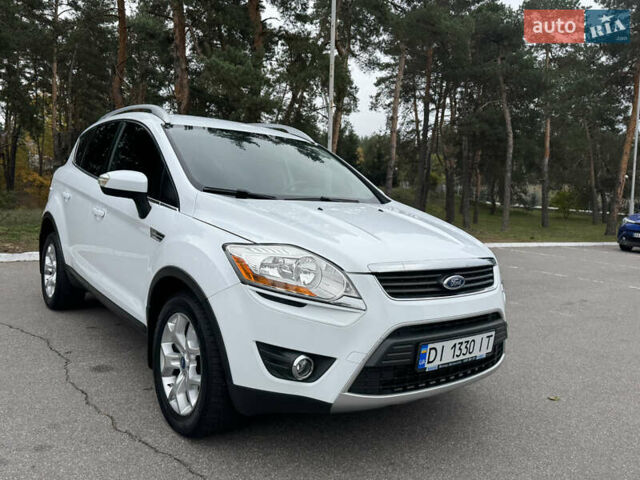 Форд Куга 2011 в Киеве на Automoto.ua Белый Форд Куга, объемом двигателя 2 л и пробегом 230 тыс. км за 9800 $, фото 7 на Automoto.ua