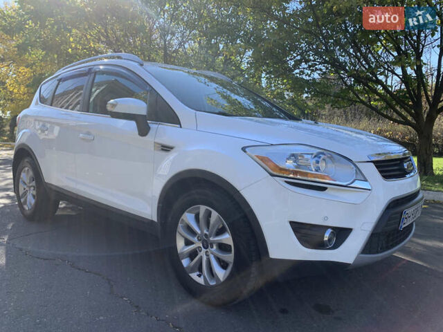 Білий Форд Куга, об'ємом двигуна 2 л та пробігом 200 тис. км за 12500 $, фото 12 на Automoto.ua