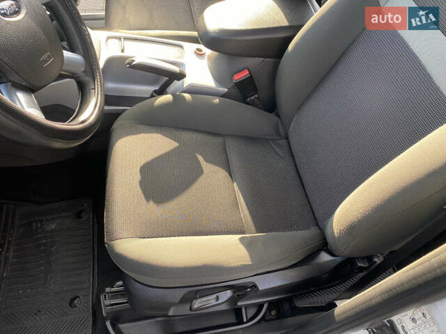 Форд Куга 2011 в Стрые на Automoto.ua Белый Форд Куга, объемом двигателя 2 л и пробегом 282 тыс. км за 11300 $, фото 19 на Automoto.ua