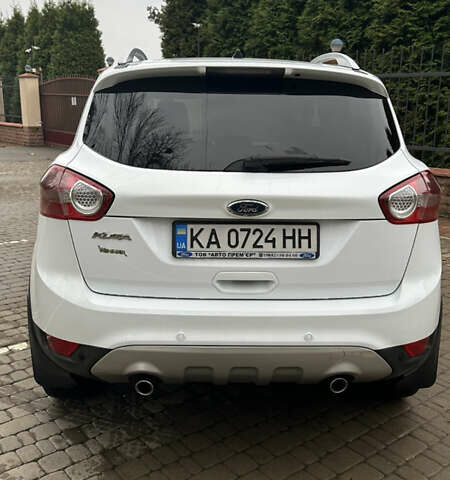 Білий Форд Куга, об'ємом двигуна 2 л та пробігом 174 тис. км за 10500 $, фото 3 на Automoto.ua
