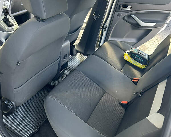 Белый Форд Куга, объемом двигателя 2.52 л и пробегом 183 тыс. км за 9700 $, фото 10 на Automoto.ua