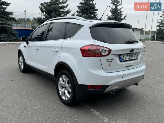 Форд Куга 2011 в Киеве на Automoto.ua Белый Форд Куга, объемом двигателя 2 л и пробегом 230 тыс. км за 9800 $, фото 16 на Automoto.ua
