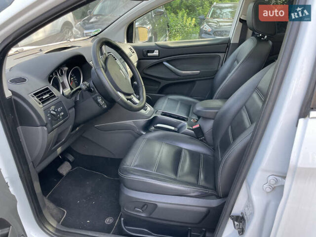 Форд Куга 2011 в Львове на Automoto.ua Белый Форд Куга, объемом двигателя 0 л и пробегом 158 тыс. км за 9300 $, фото 4 на Automoto.ua
