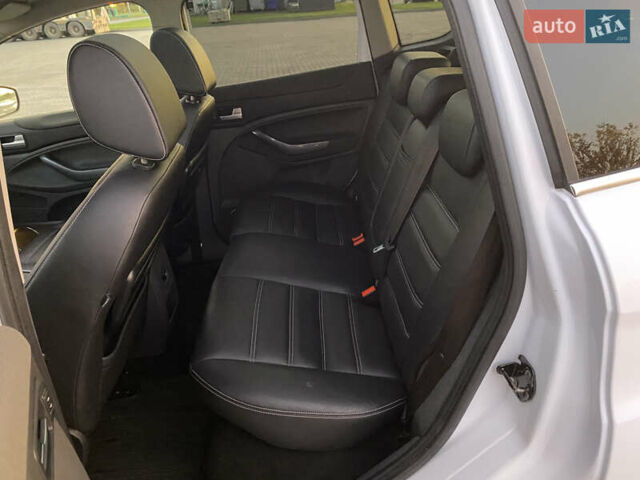 Форд Куга 2011 в Радивилове на Automoto.ua Белый Форд Куга, объемом двигателя 2 л и пробегом 257 тыс. км за 9950 $, фото 42 на Automoto.ua