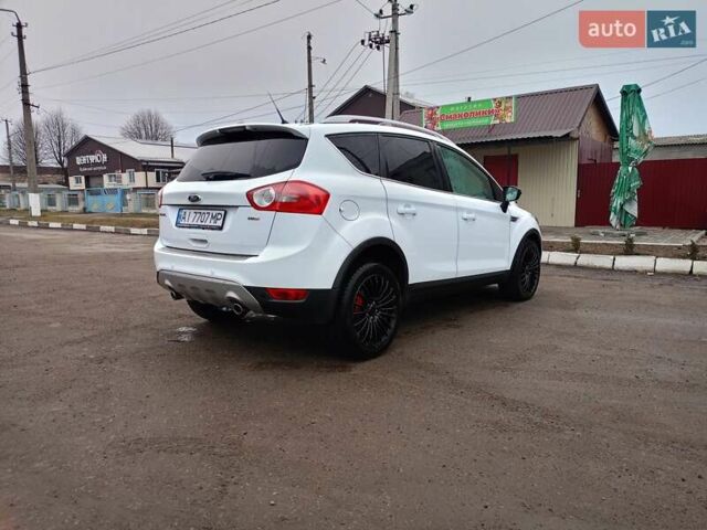 Белый Форд Куга, объемом двигателя 2 л и пробегом 257 тыс. км за 12000 $, фото 6 на Automoto.ua