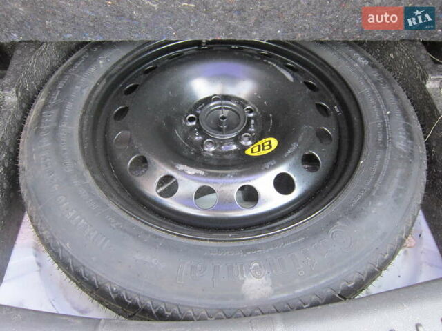 Белый Форд Куга, объемом двигателя 2 л и пробегом 194 тыс. км за 9750 $, фото 23 на Automoto.ua