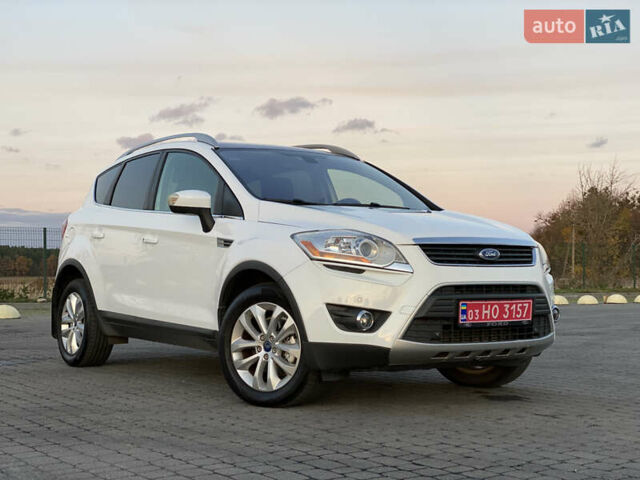 Форд Куга 2011 в Радивилове на Automoto.ua Белый Форд Куга, объемом двигателя 2 л и пробегом 257 тыс. км за 9950 $, фото 12 на Automoto.ua