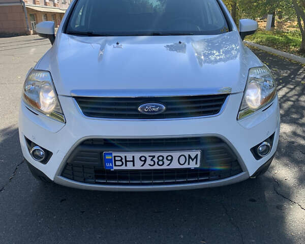 Білий Форд Куга, об'ємом двигуна 2 л та пробігом 200 тис. км за 12500 $, фото 24 на Automoto.ua