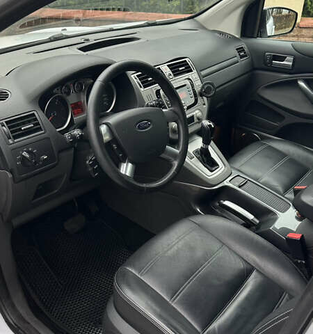 Білий Форд Куга, об'ємом двигуна 2 л та пробігом 174 тис. км за 10500 $, фото 21 на Automoto.ua