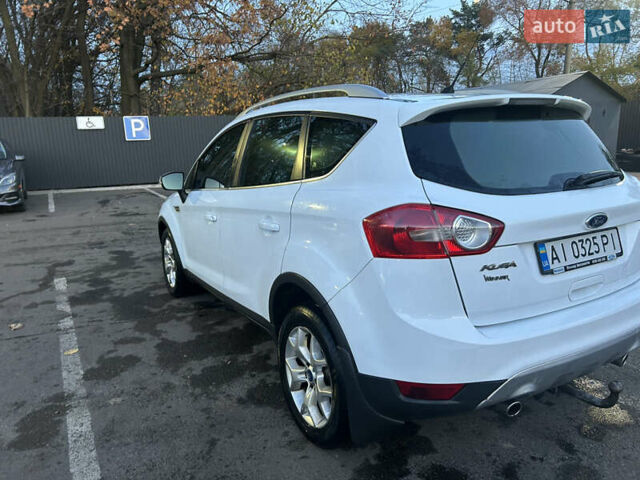 Белый Форд Куга, объемом двигателя 2.52 л и пробегом 183 тыс. км за 9700 $, фото 6 на Automoto.ua