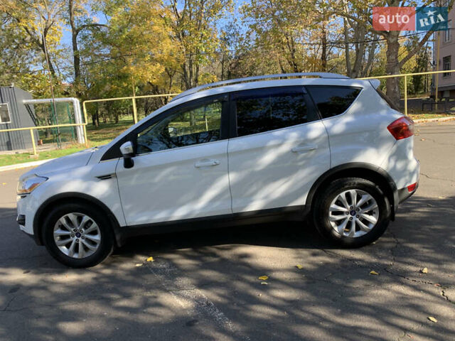 Білий Форд Куга, об'ємом двигуна 2 л та пробігом 200 тис. км за 12500 $, фото 19 на Automoto.ua