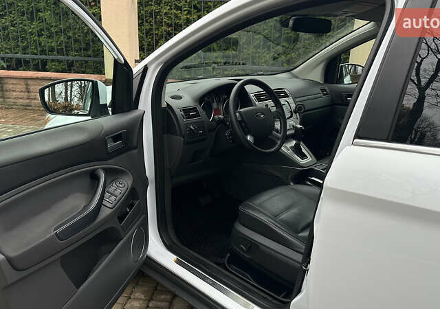 Білий Форд Куга, об'ємом двигуна 2 л та пробігом 174 тис. км за 10500 $, фото 22 на Automoto.ua