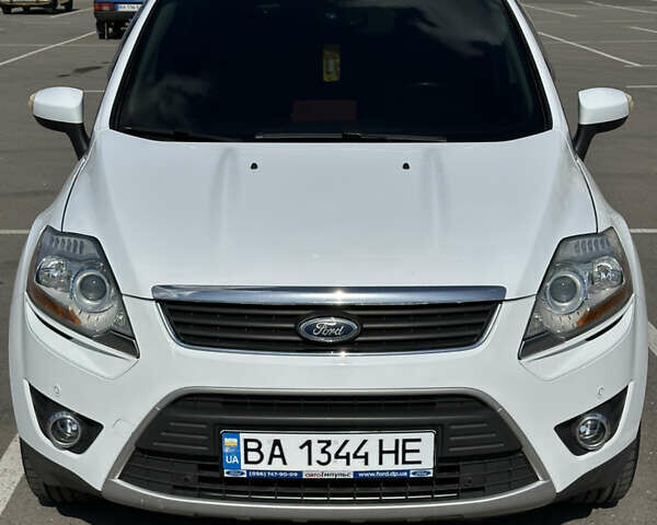 Білий Форд Куга, об'ємом двигуна 2 л та пробігом 195 тис. км за 11000 $, фото 1 на Automoto.ua