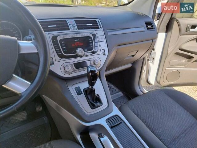 Білий Форд Куга, об'ємом двигуна 2 л та пробігом 173 тис. км за 9000 $, фото 14 на Automoto.ua