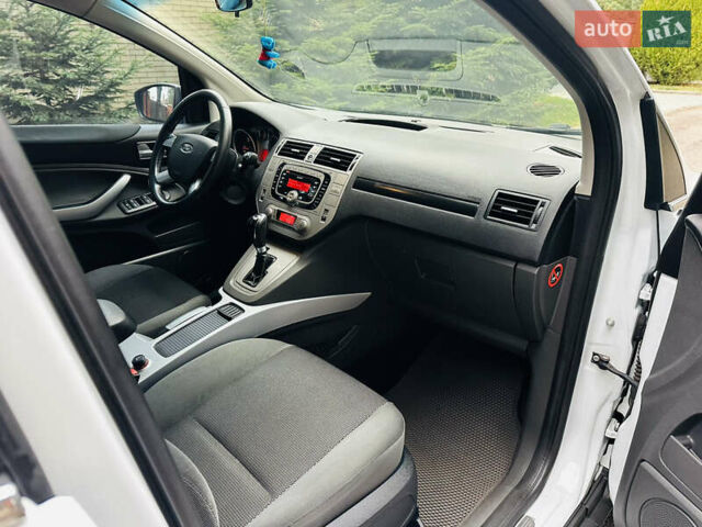 Белый Форд Куга, объемом двигателя 2 л и пробегом 117 тыс. км за 12350 $, фото 13 на Automoto.ua