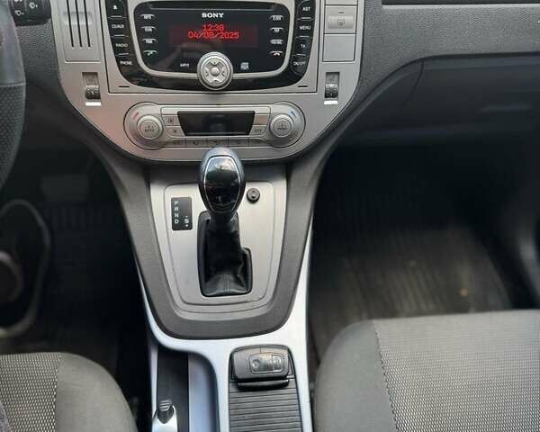 Белый Форд Куга, объемом двигателя 2.5 л и пробегом 136 тыс. км за 10500 $, фото 15 на Automoto.ua