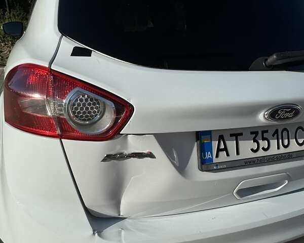 Білий Форд Куга, об'ємом двигуна 2 л та пробігом 269 тис. км за 10000 $, фото 11 на Automoto.ua