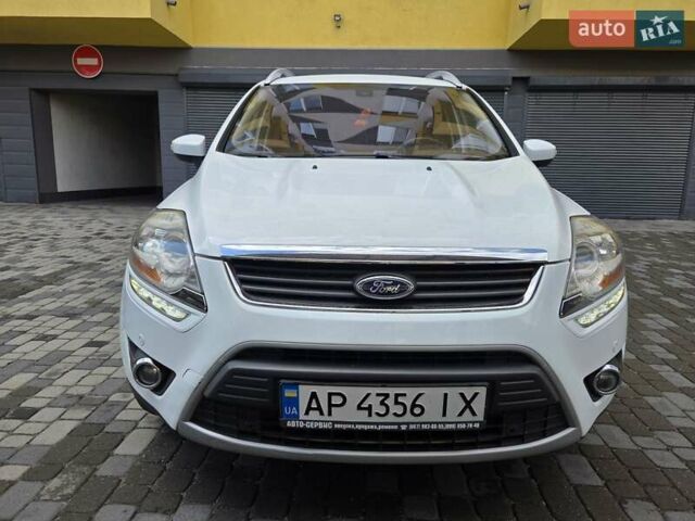 Білий Форд Куга, об'ємом двигуна 2 л та пробігом 176 тис. км за 12700 $, фото 1 на Automoto.ua