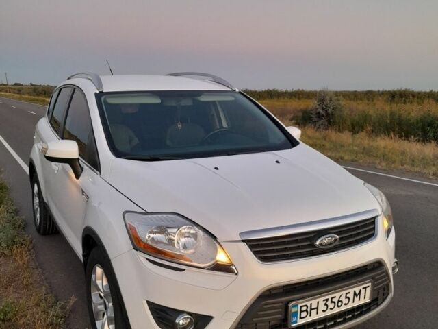 Белый Форд Куга, объемом двигателя 0 л и пробегом 145 тыс. км за 10900 $, фото 6 на Automoto.ua
