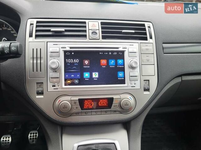 Белый Форд Куга, объемом двигателя 2 л и пробегом 198 тыс. км за 12000 $, фото 15 на Automoto.ua