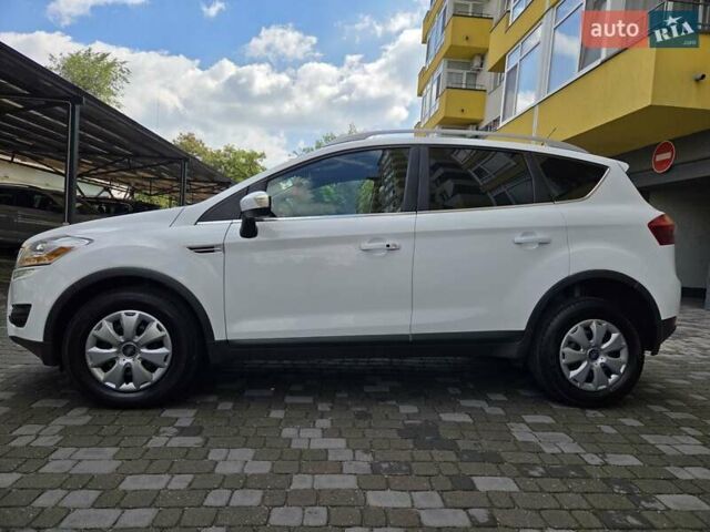Білий Форд Куга, об'ємом двигуна 2 л та пробігом 176 тис. км за 12700 $, фото 3 на Automoto.ua