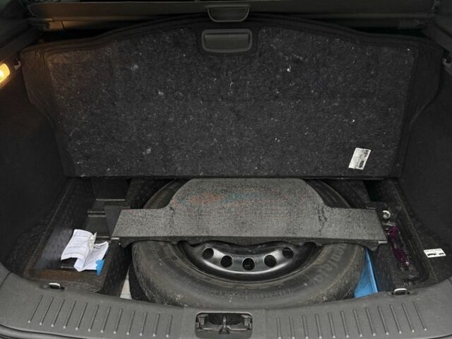 Белый Форд Куга, объемом двигателя 2 л и пробегом 272 тыс. км за 11499 $, фото 9 на Automoto.ua