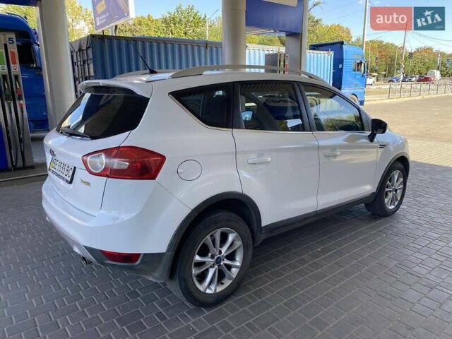 Белый Форд Куга, объемом двигателя 2 л и пробегом 146 тыс. км за 12500 $, фото 6 на Automoto.ua