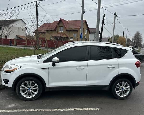 Белый Форд Куга, объемом двигателя 2 л и пробегом 294 тыс. км за 11500 $, фото 9 на Automoto.ua