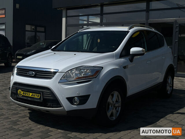 Білий Форд Куга, об'ємом двигуна 2 л та пробігом 198 тис. км за 12800 $, фото 2 на Automoto.ua