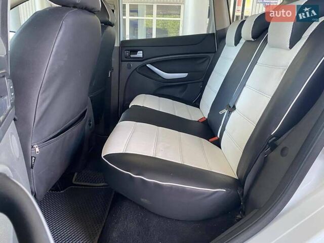 Белый Форд Куга, объемом двигателя 2 л и пробегом 146 тыс. км за 12500 $, фото 16 на Automoto.ua