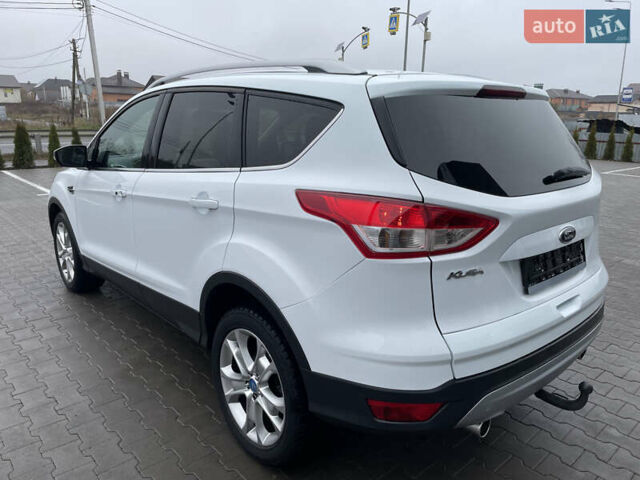 Белый Форд Куга, объемом двигателя 2 л и пробегом 182 тыс. км за 12400 $, фото 6 на Automoto.ua
