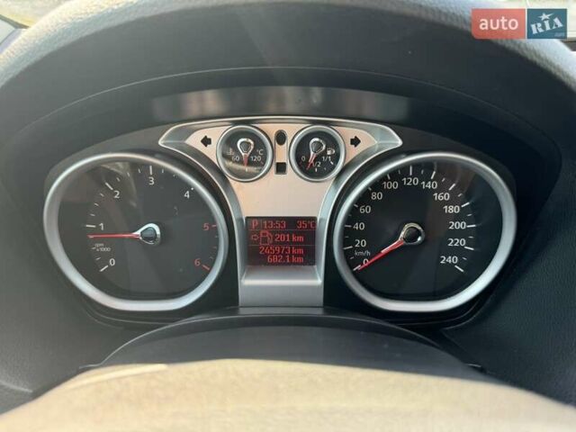 Белый Форд Куга, объемом двигателя 2 л и пробегом 280 тыс. км за 11150 $, фото 10 на Automoto.ua