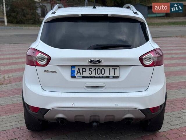Білий Форд Куга, об'ємом двигуна 2 л та пробігом 251 тис. км за 9999 $, фото 6 на Automoto.ua