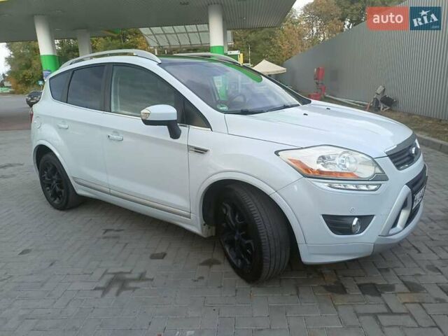 Білий Форд Куга, об'ємом двигуна 2 л та пробігом 148 тис. км за 13600 $, фото 3 на Automoto.ua