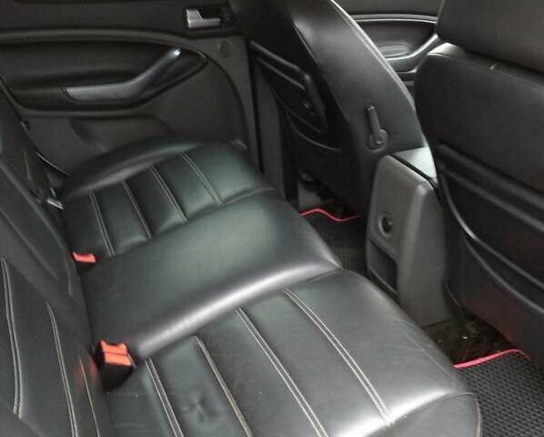 Белый Форд Куга, объемом двигателя 2 л и пробегом 275 тыс. км за 12000 $, фото 7 на Automoto.ua